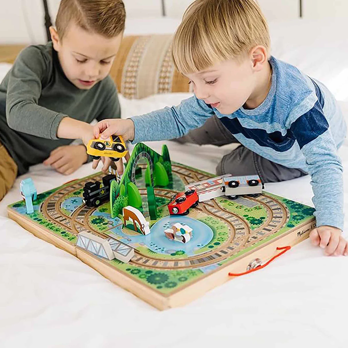 Melissa & Doug Take-Along Tabletop Railroad 8 Melissa & Doug Take-Along Tabletop Railroad