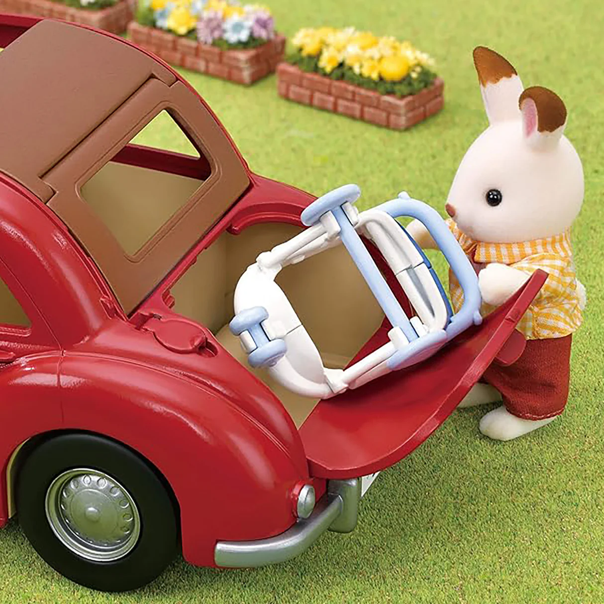 Sylvanian Families - Family Cruising Car 10 Sylvanian Families - Family Cruising Car
