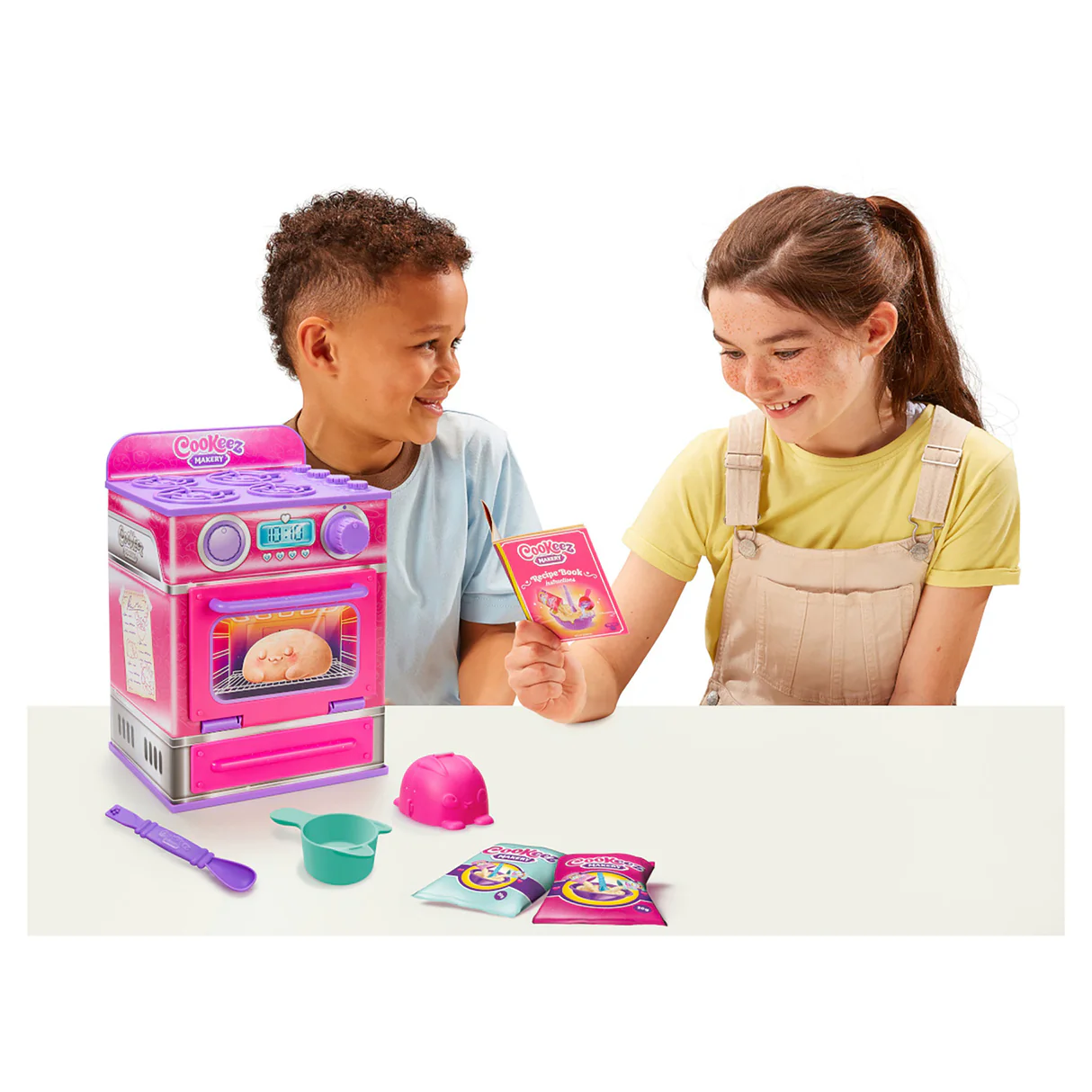 Cookeez Makery Cinnamon Treatz Oven Playset 9 Cookeez Makery Cinnamon Treatz Oven Playset