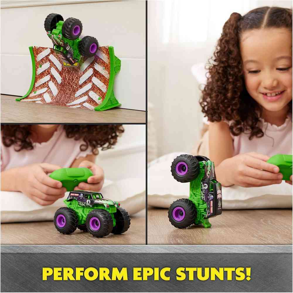 Monster Jam 1:64 Remote Control Grave Digger 11 Monster Jam 1:64 Remote Control Grave Digger
