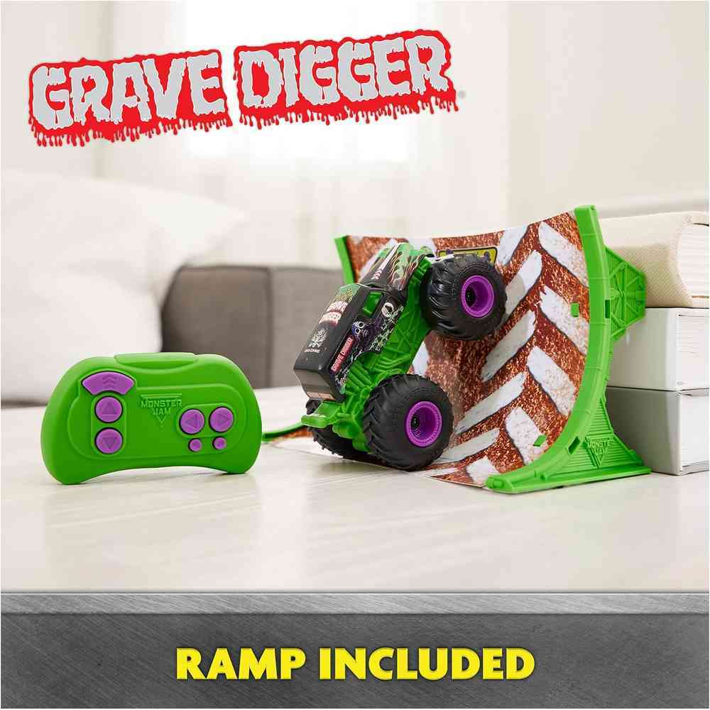 Monster Jam 1:64 Remote Control Grave Digger 12 Monster Jam 1:64 Remote Control Grave Digger