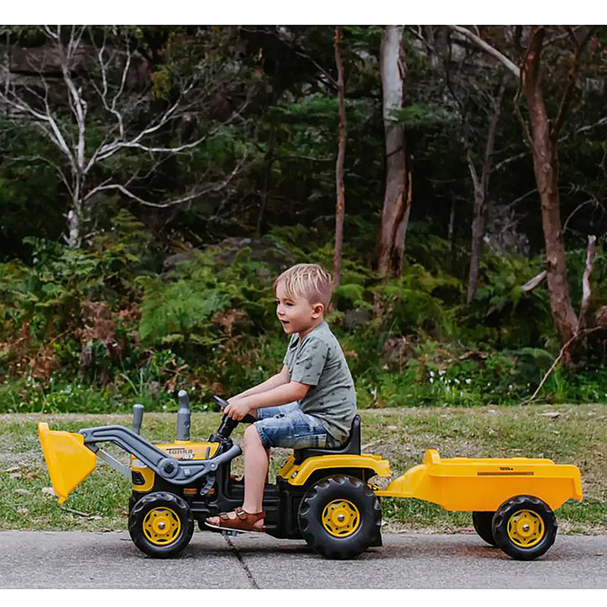 Tonka Kids Ride On Pedal Digger Excavator with Trailer 11 Tonka Kids Ride On Pedal Digger Excavator with Trailer
