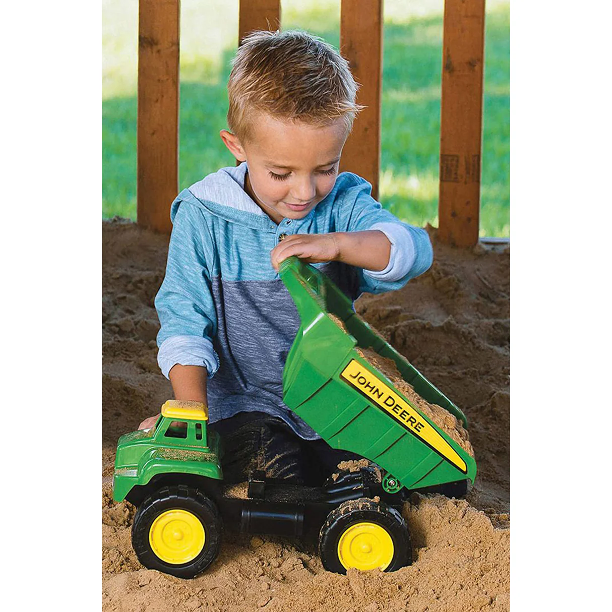 John Deere Big Scoop Dump Truck with Tools (38 cms) 5 John Deere Big Scoop Dump Truck with Tools (38 cms)